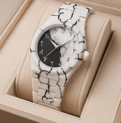Black Arabic Aura – The Watch That Speaks Culture